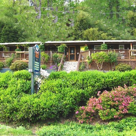 The Chimney Rock Inn & Cottages 외부 사진
