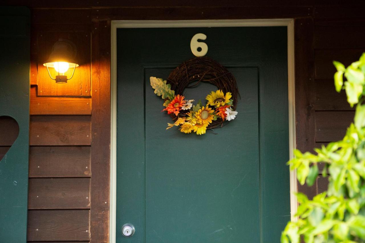 The Chimney Rock Inn & Cottages 외부 사진