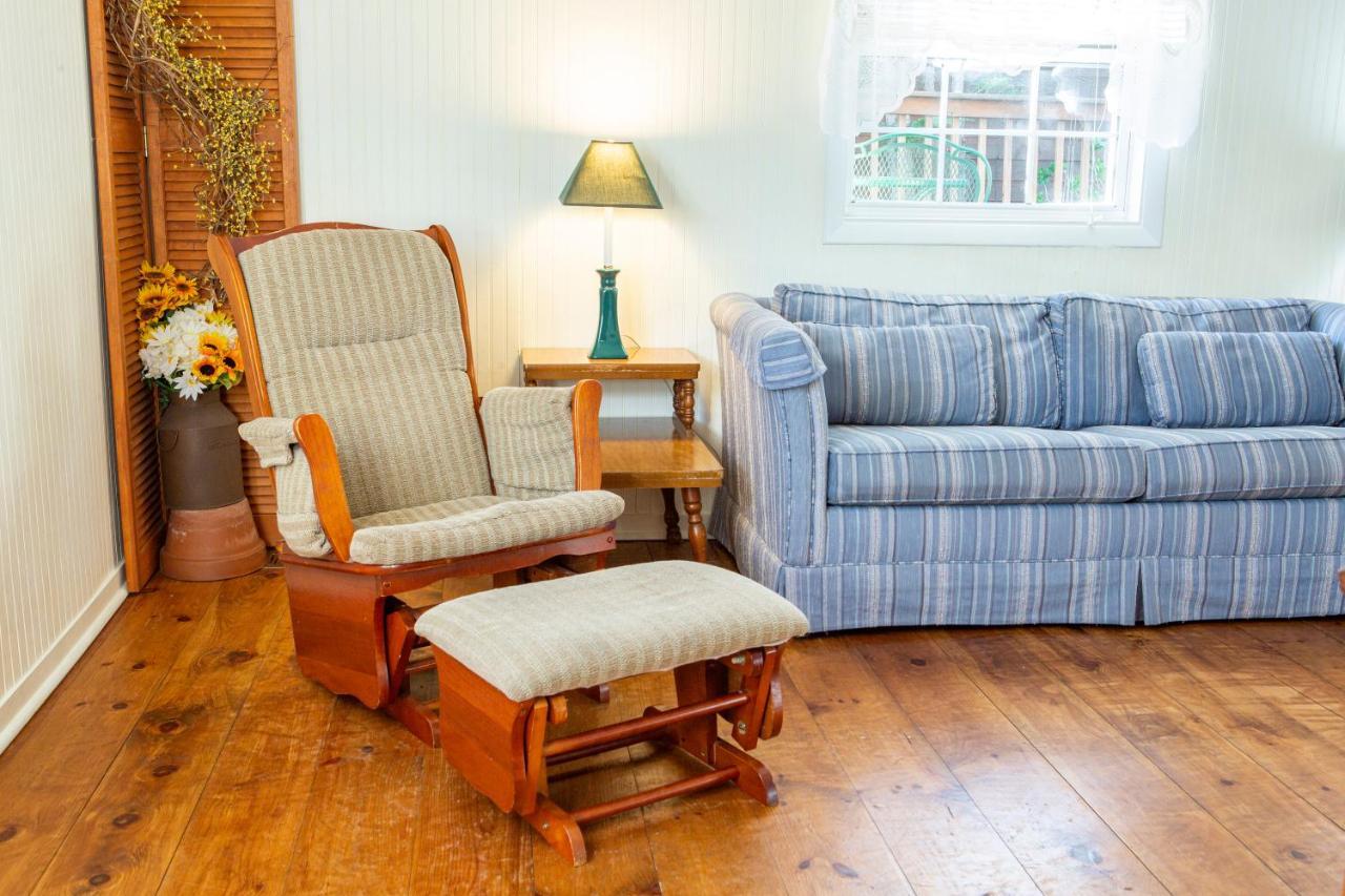 The Chimney Rock Inn & Cottages 외부 사진