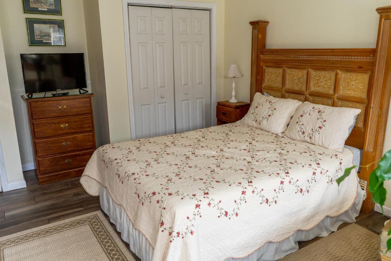 The Chimney Rock Inn & Cottages 외부 사진