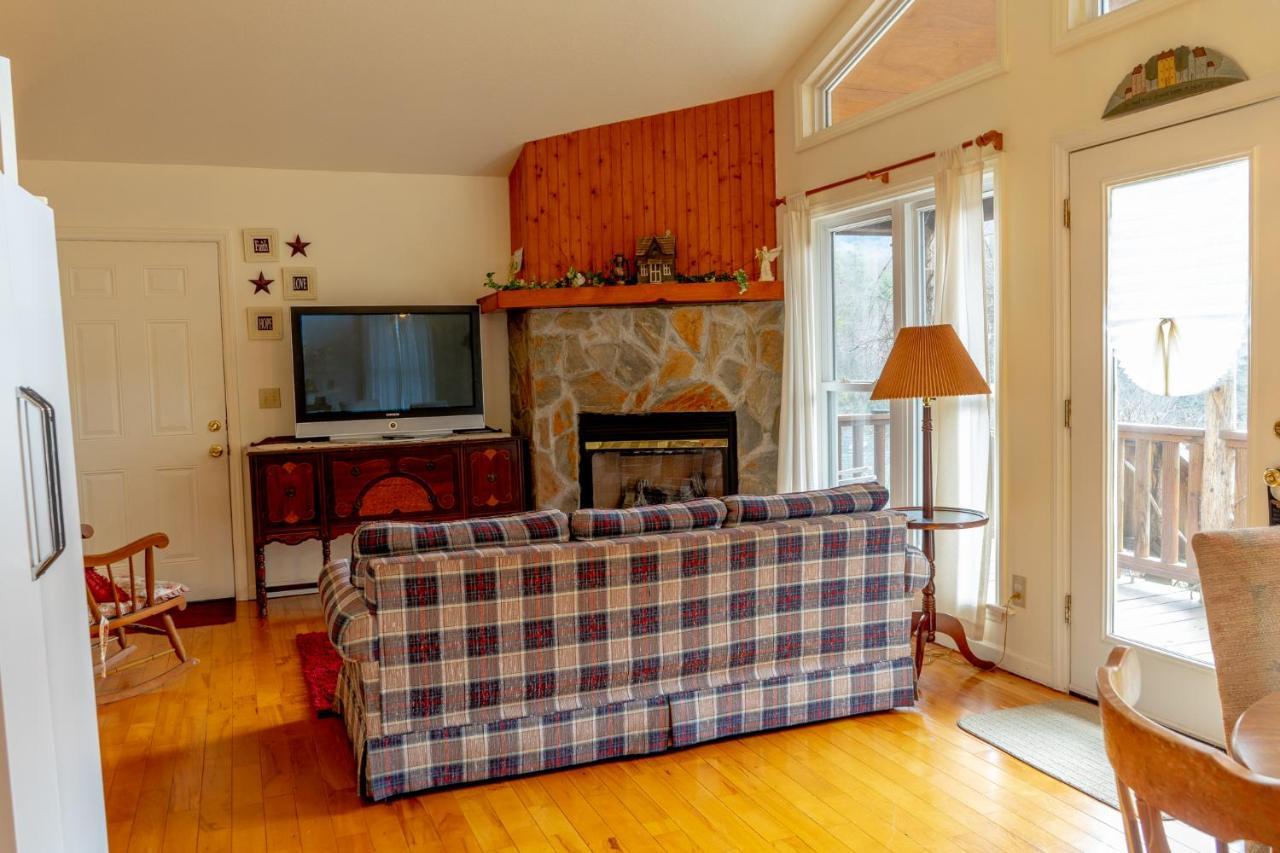 The Chimney Rock Inn & Cottages 외부 사진