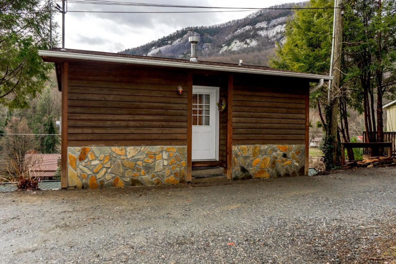 The Chimney Rock Inn & Cottages 외부 사진