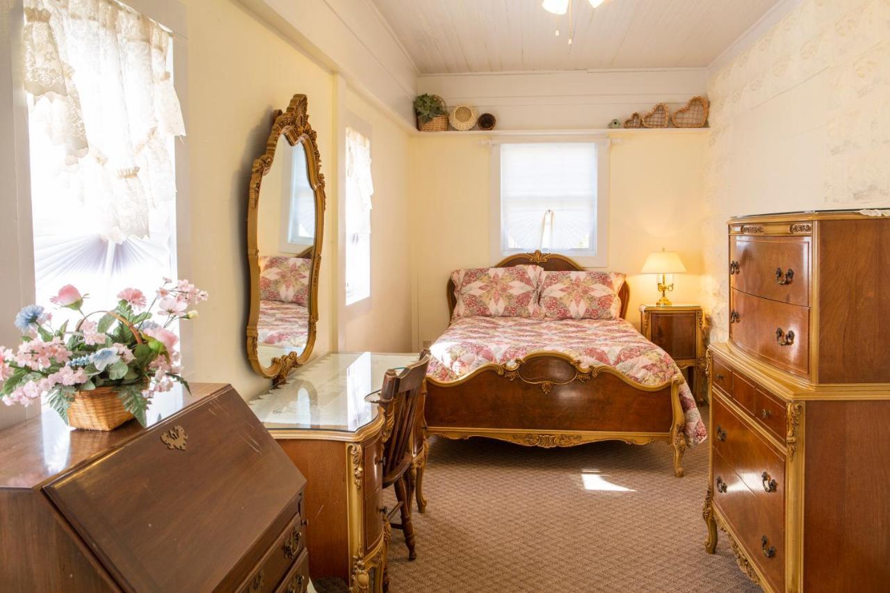 The Chimney Rock Inn & Cottages 외부 사진