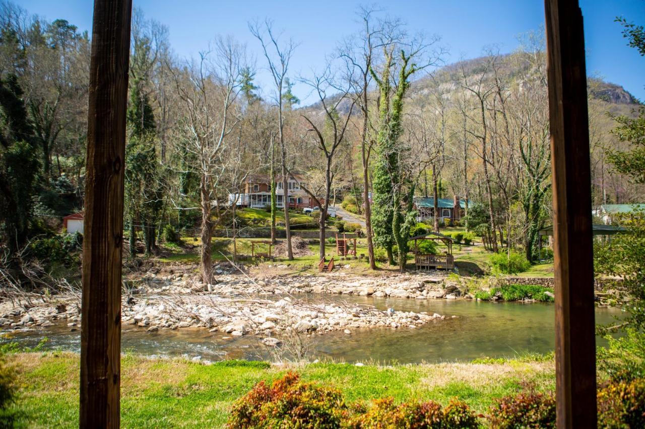 The Chimney Rock Inn & Cottages 외부 사진