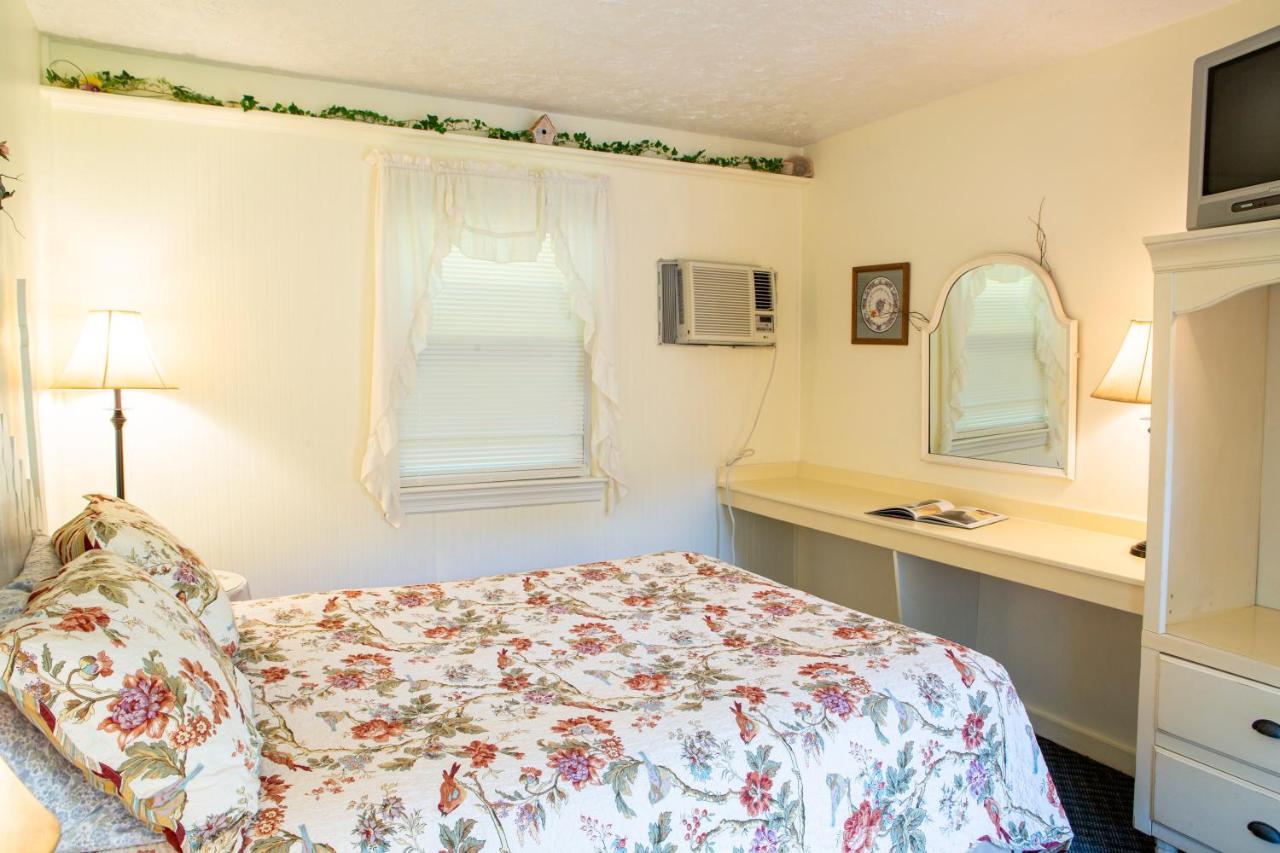The Chimney Rock Inn & Cottages 외부 사진
