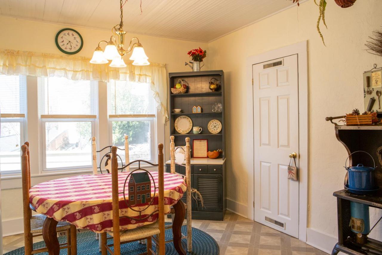 The Chimney Rock Inn & Cottages 외부 사진