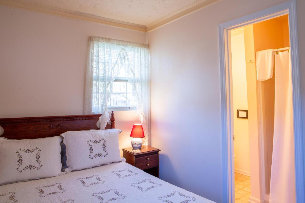 The Chimney Rock Inn & Cottages 외부 사진