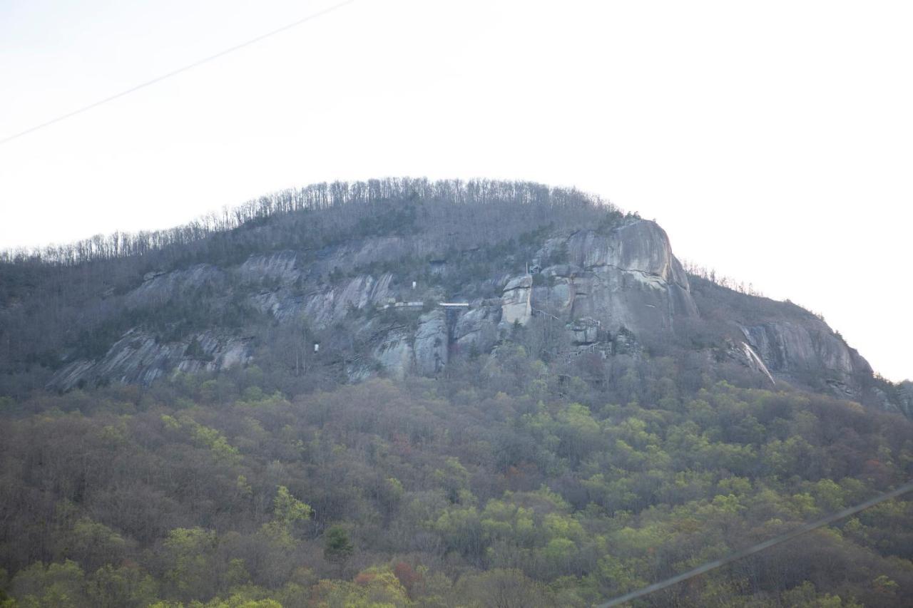 The Chimney Rock Inn & Cottages 외부 사진